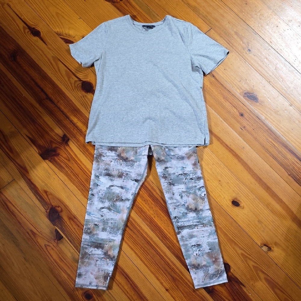 Lands' End Classic Gray T-Shirt With Evolution And Creation Mia Leggings